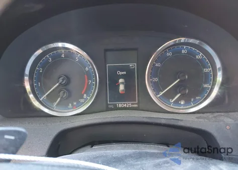 2017 Toyota Corolla Xse z USA, uszkodzony, nr VIN 2T1BURHE8HC813105